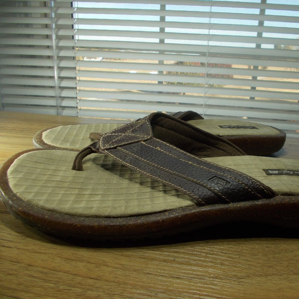 American Eagle Men's Leather Flip-Flop Sandals Size 14